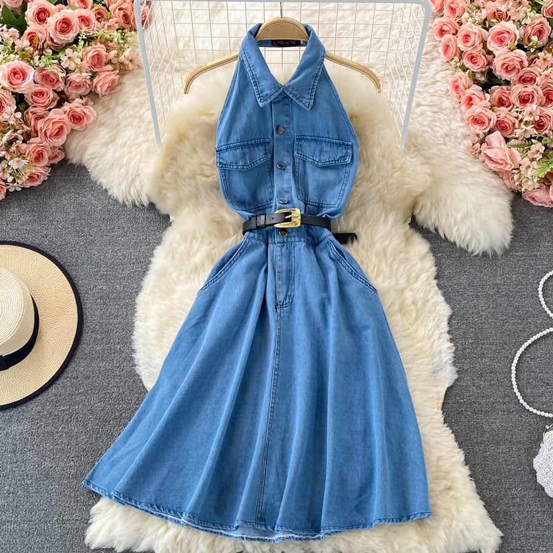 Robe mi-longue en jean sans manches à revers et dos nu 3213
