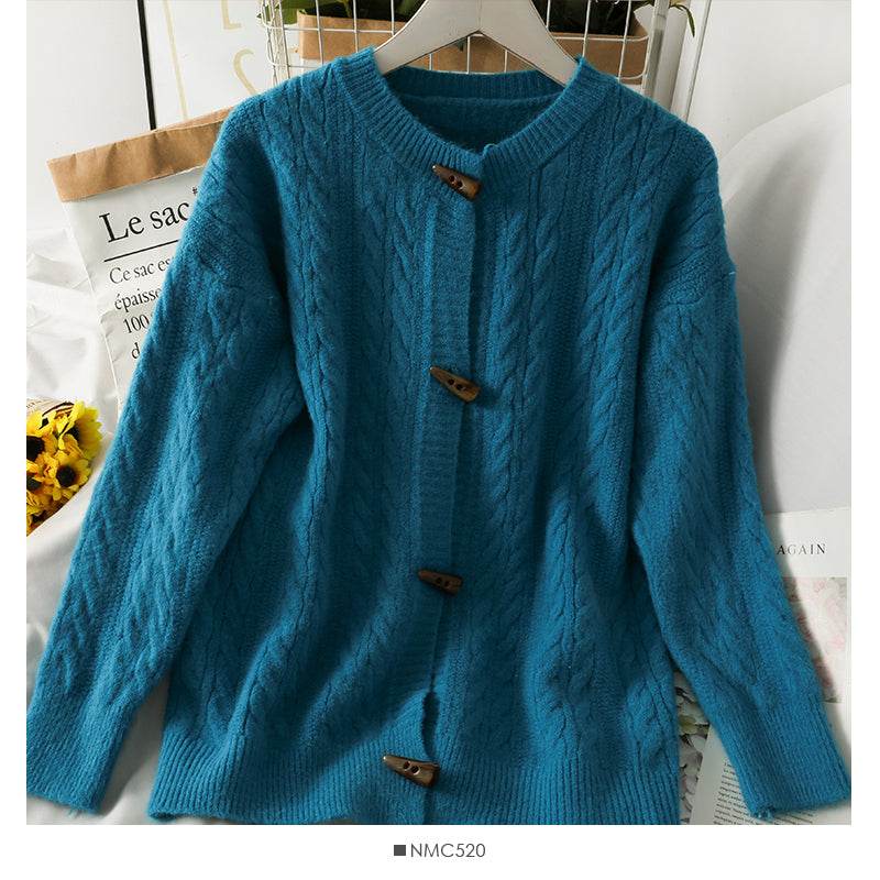 Pull femme couleur unie bouton corne de bœuf col rond pull 1825