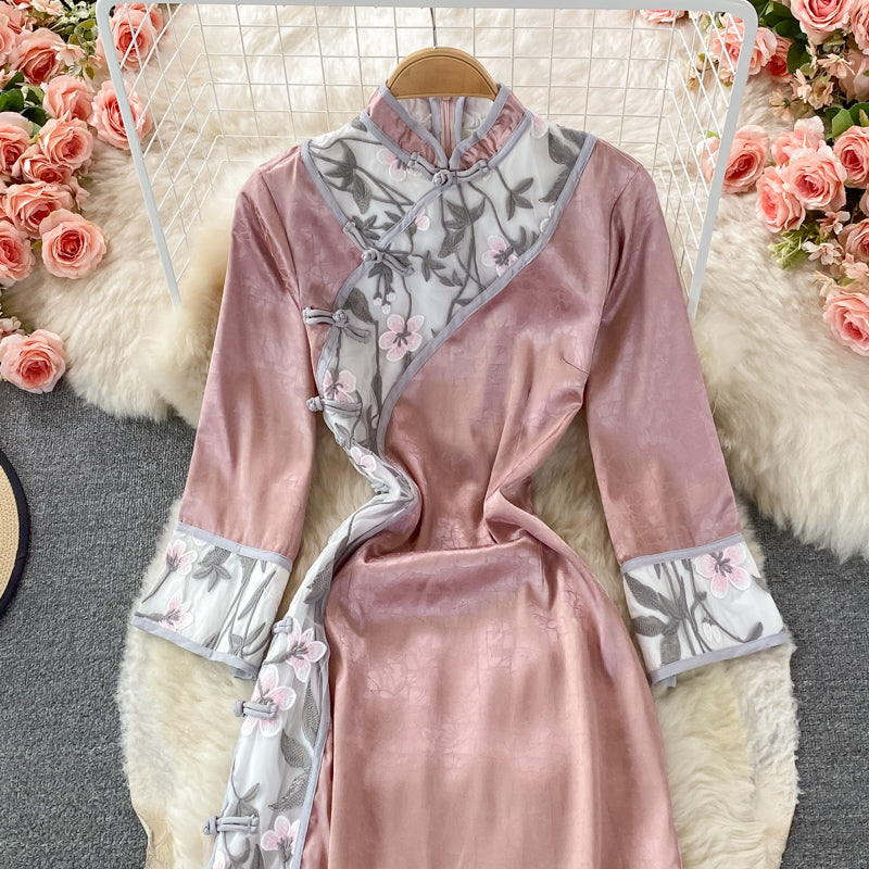 Cheongsam amélioré à col montant brodé de l'industrie lourde rétro 3350
