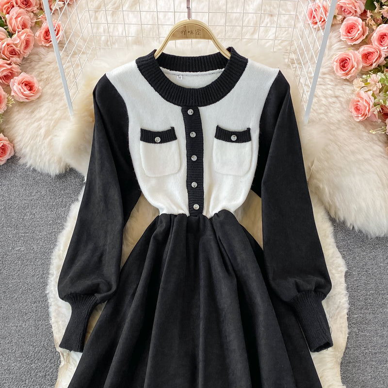 Koreanisches Strickkleid mit hoher Taille und Rundhalsausschnitt 3369