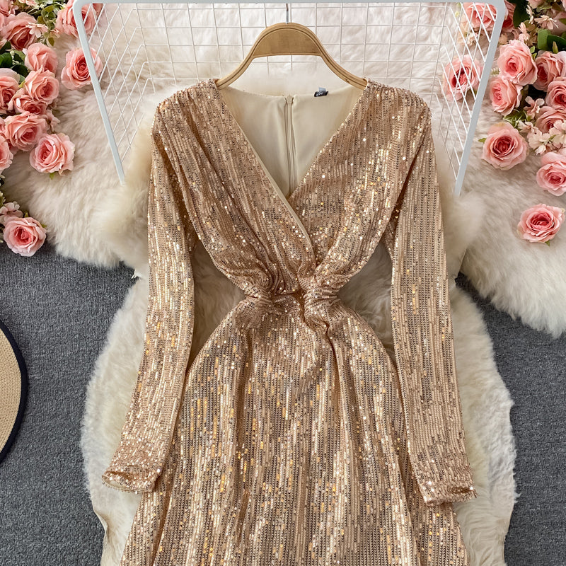 Robe sexy à paillettes irrégulières et col en V 3097