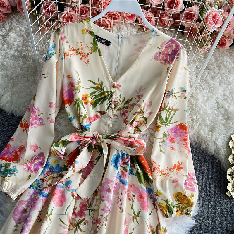 Robe imprimée à manches bouffantes et col en V 3424