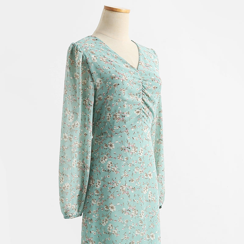 New long sleeved V-neck Floral Dress  2236