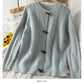 Pull femme couleur unie bouton corne de bœuf col rond pull 1825