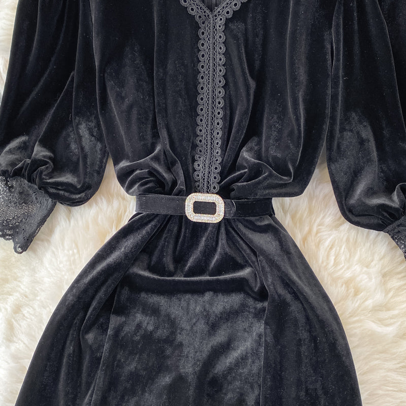 Robe en velours doré à col en V fin et luxueux haut de gamme 3125