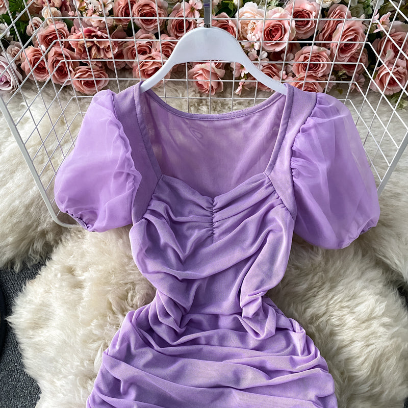 Robe plissée en maille à manches bouffantes et col carré français 2787