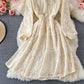 ROBE EN DENTELLE À NŒUD mi-longue et taille fine 3232
