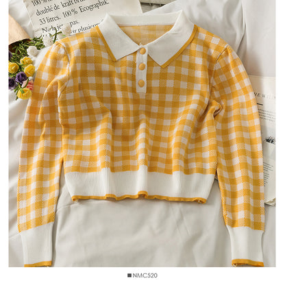 Tricot court slim à revers à carreaux avec coutures contrastées 2058
