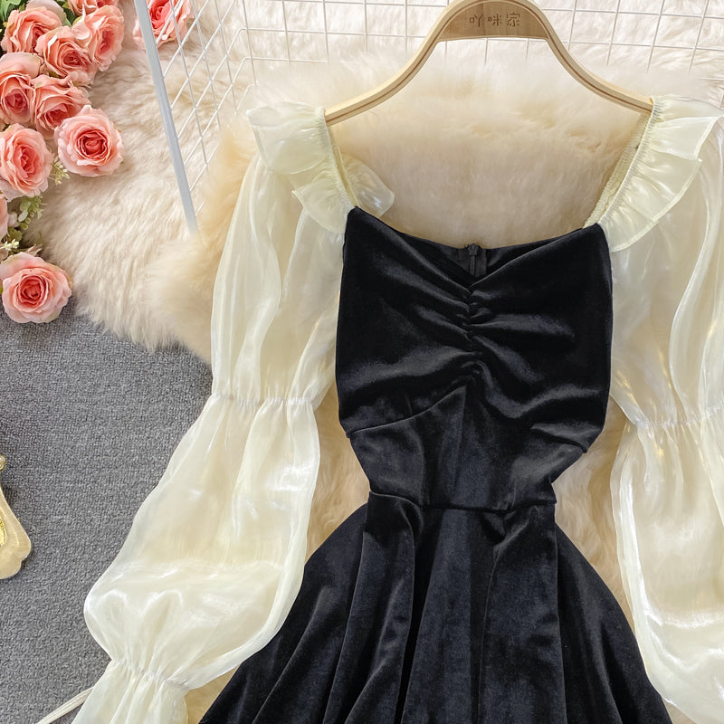 Robe bouffante en velours à col carré et taille haute 3372