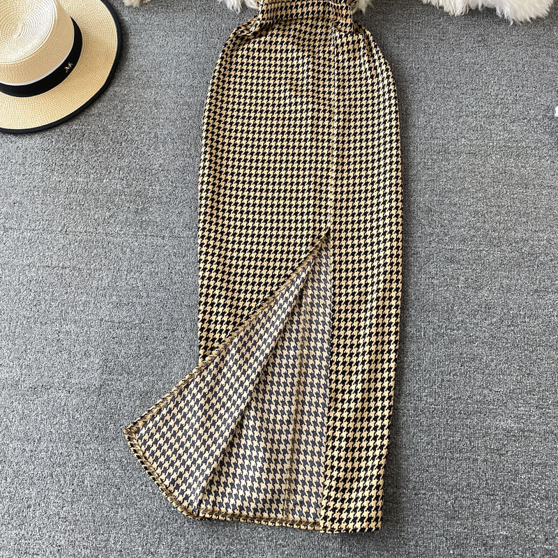 Robe élégante à col en V et dos ouvert 3308