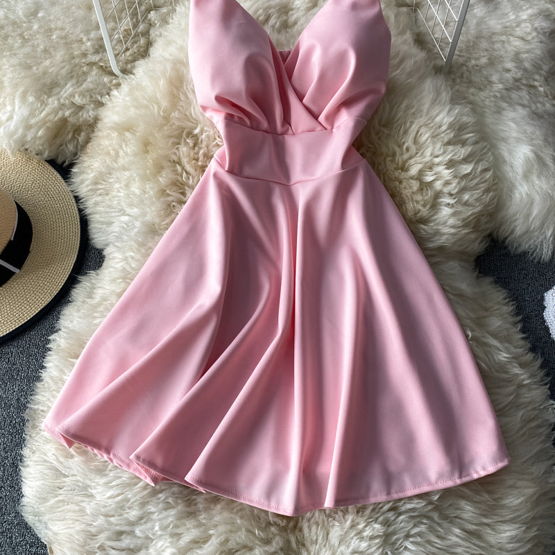 Low cut V-neck open back waist closed Strapless A-line skirt  2739