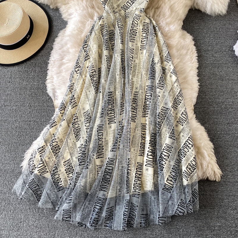 Robe trapèze slim rétro 3429