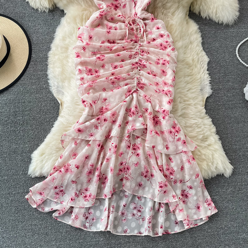 Robe fleurie en mousseline de soie à volants et col en V 3067