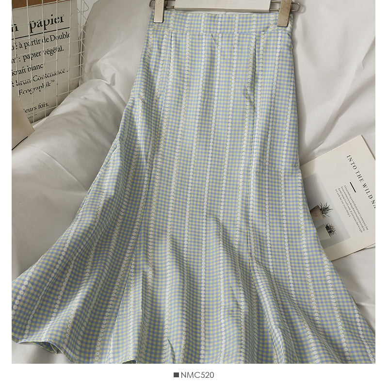Korean Plaid print versatile medium length skirt for women  2620
