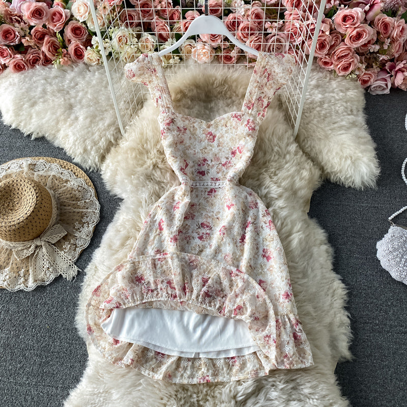Robe fleurie brodée en dentelle avec bretelles 3313
