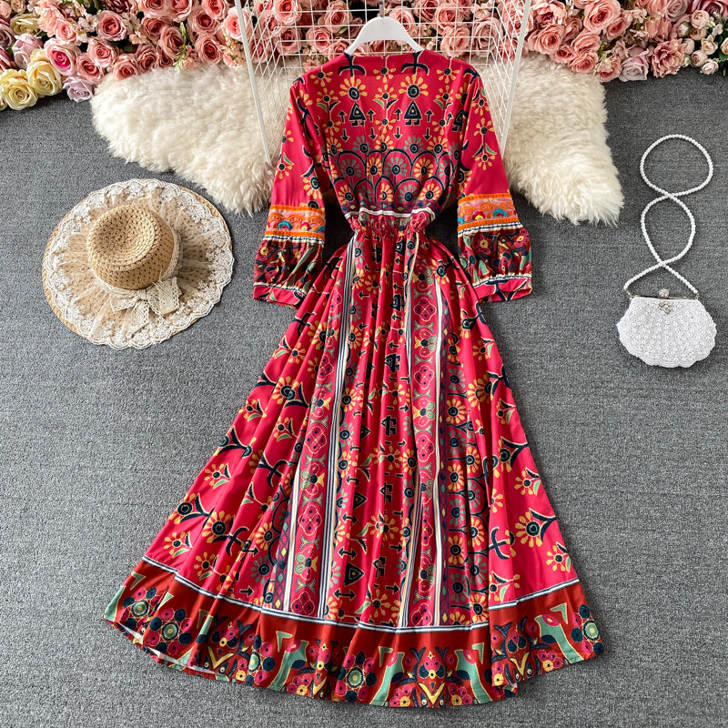 Robe à col en V avec broderie industrielle lourde 3187