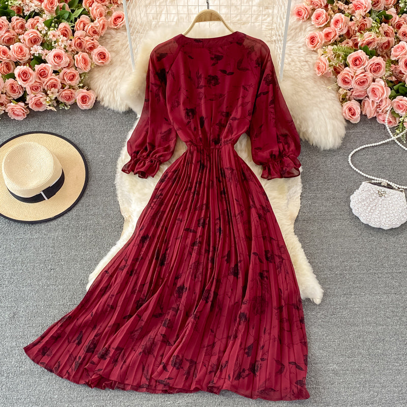 Robe plissée à fleurs en mousseline à col rond 3364