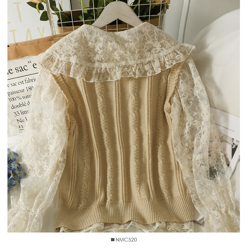Chemise à fond en dentelle avec gilet en tricot à rayures verticales 1714