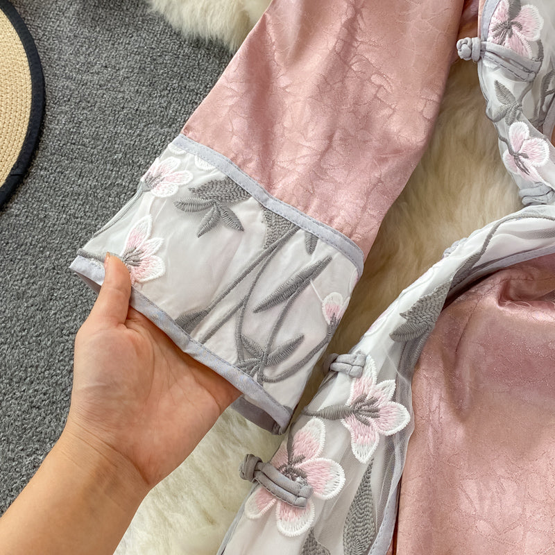 Cheongsam amélioré à col montant brodé de l'industrie lourde rétro 3350