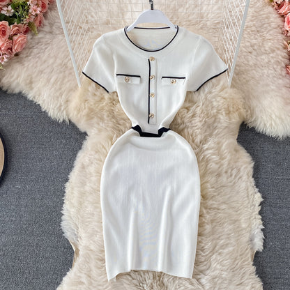 Robe cache-cœur en tricot à col rond et coupe slim 2975