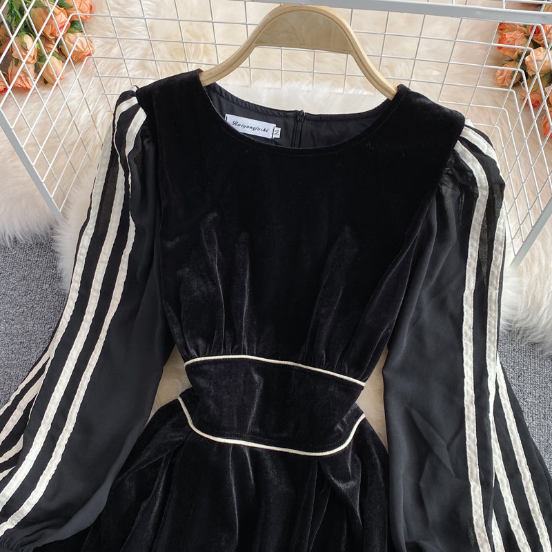 Robe en velours faux deux pièces à manches longues et à rayures de qualité 3229