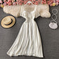 Robe taille fine, style étranger, manches bouffantes, col carré 3045