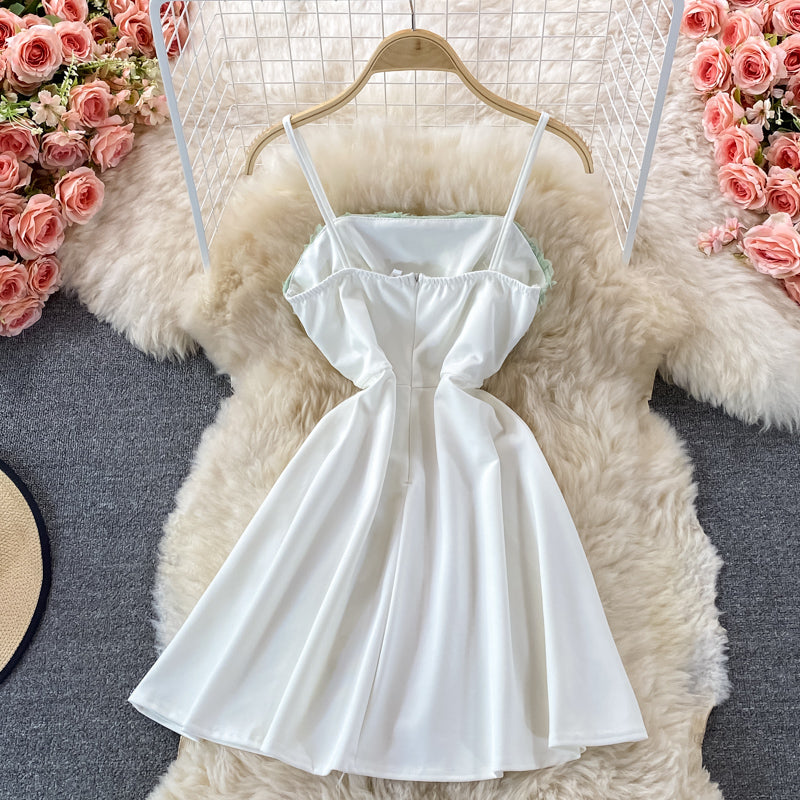 Robe bustier taille haute à col montant et épissure de pétales 3215