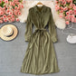 Robe mi-longue ample et ajustée à revers simple boutonnage 3245
