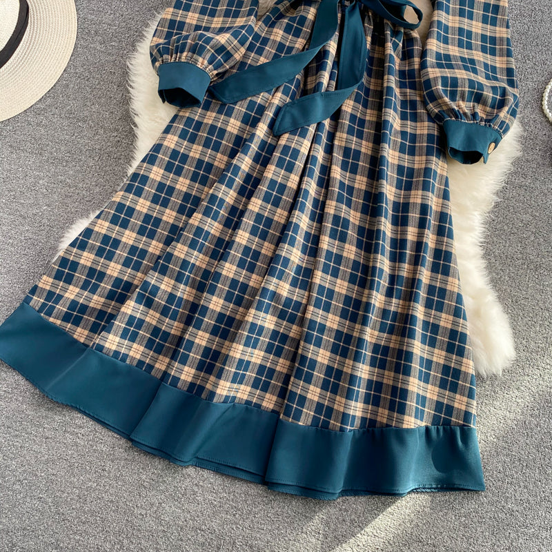 Robe à carreaux col bébé vent doux 3367