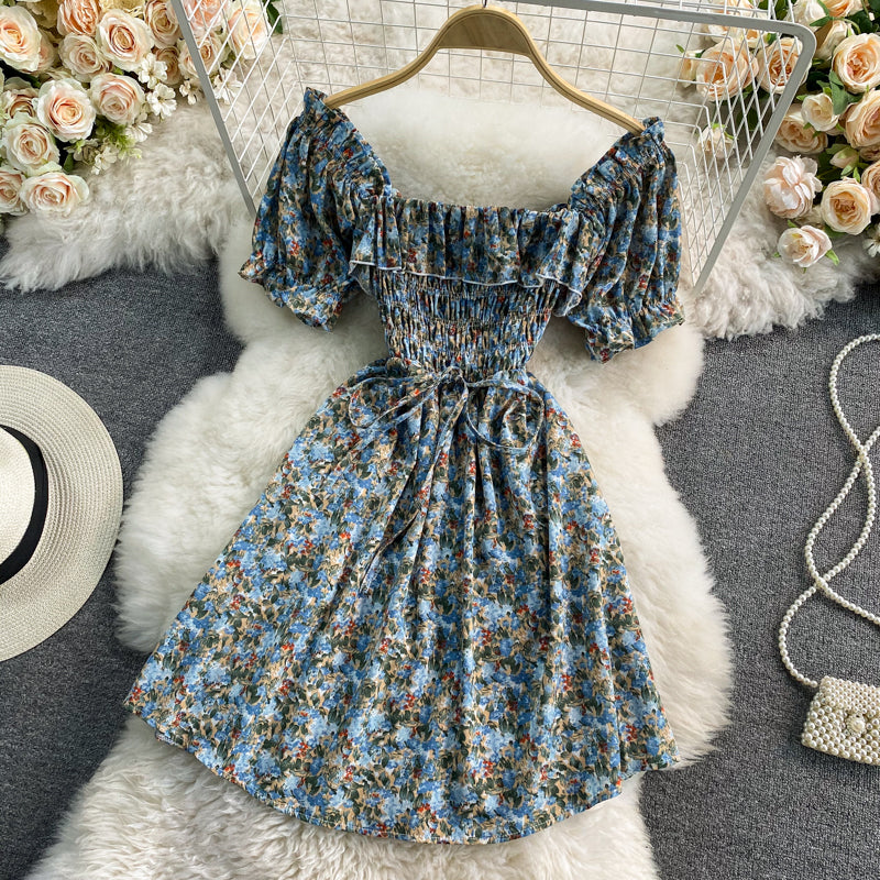 Französisches Kleid mit Blumenmuster 3189