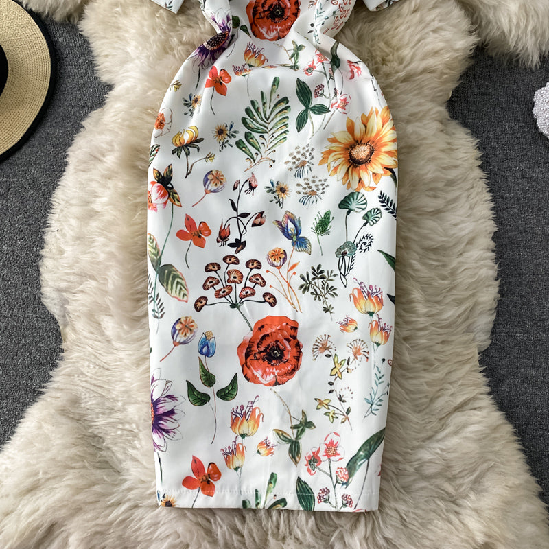 Robe moulante à col carré et manches bouffantes 3161