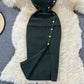 Robe à bretelles en tricot à taille étroite et boutonnage simple 2898