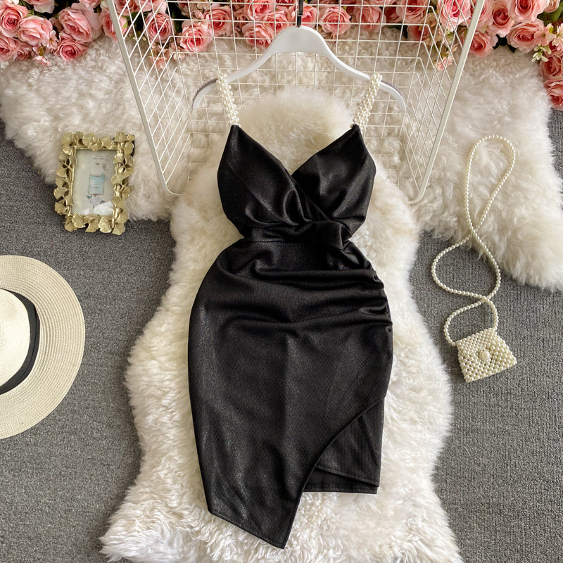 Robe moulante à col en V et jupe à bretelles 3048