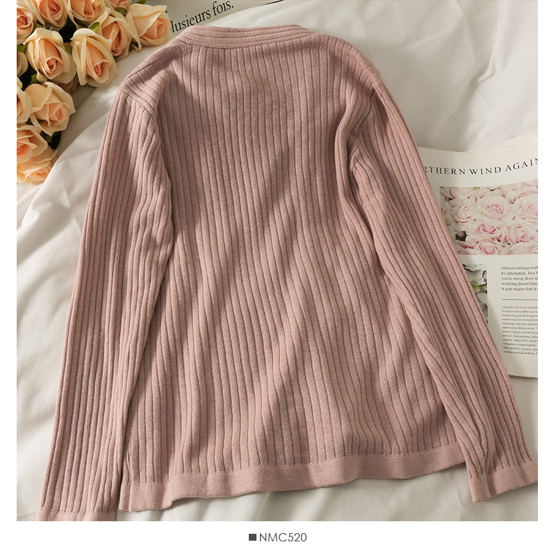 Pull à manches longues et col en V à simple boutonnage irrégulier Han Fan pour femme 2038