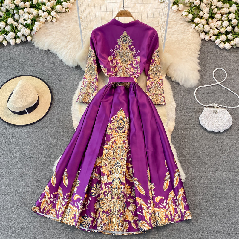 Robe à manches longues imprimée Court Vintage avec grande évasée 3382