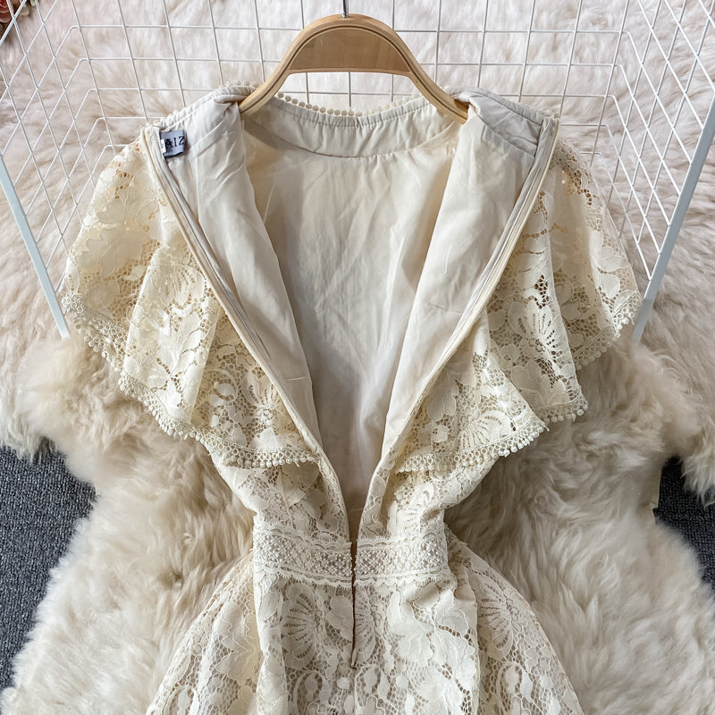 Robe en dentelle à col montant slim de tempérament français 3340