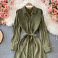 Robe mi-longue ample et ajustée à revers simple boutonnage 3245