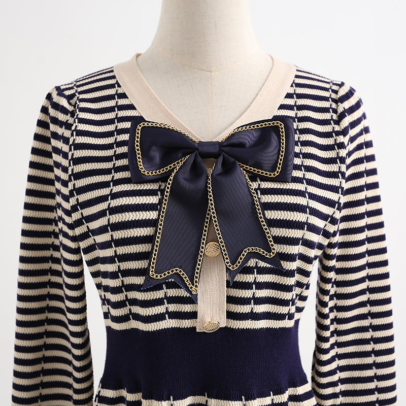 Design sense aging knitted striped dress with slim temperament  2281
