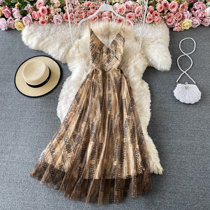Robe trapèze slim rétro 3429