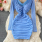Sexy design, wrinkled and kinked waist, thin square collar and buttocks  2724