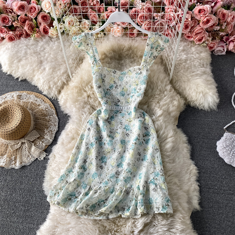 Robe fleurie brodée en dentelle avec bretelles 3313