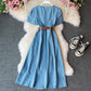 Robe en jean à col carré et manches bouffantes 2971