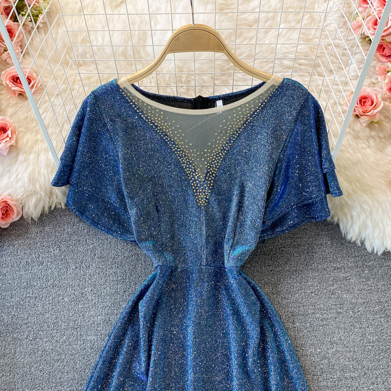 Robe col rond en soie brillante au tempérament noble et élégant 2986