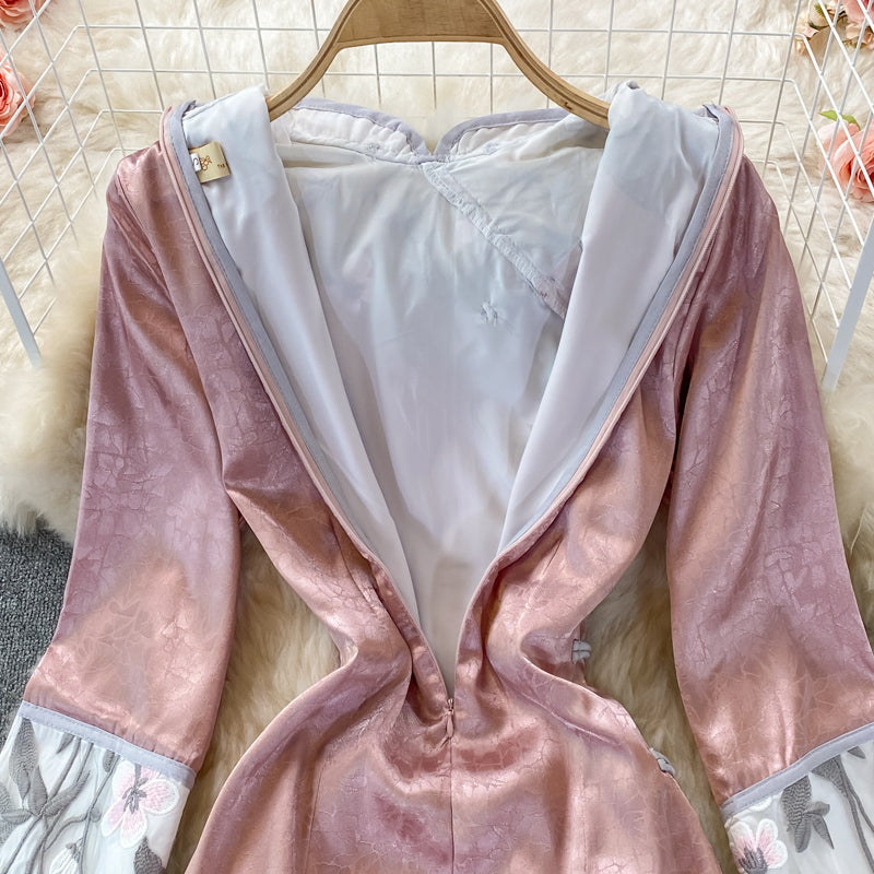 Cheongsam amélioré à col montant brodé de l'industrie lourde rétro 3350