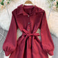 Robe en velours côtelé à manches longues et revers à manches bouffantes 3393