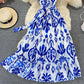 Robe à col ras du cou sans manches à volants en porcelaine bleue et blanche imprimée 2981 