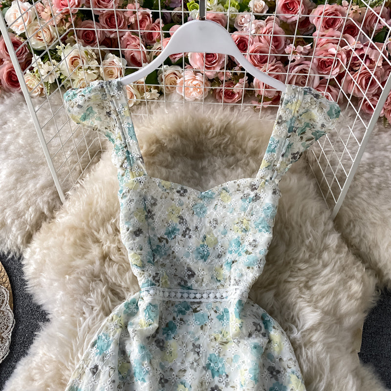 Robe fleurie brodée en dentelle avec bretelles 3313