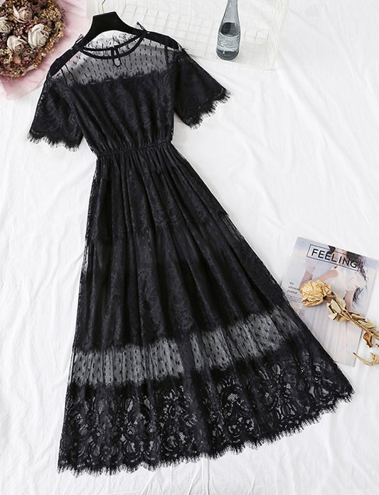 Robe d'été en dentelle noire coupe A 1145