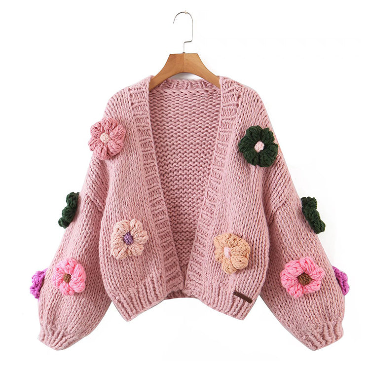 Cardigan tricoté à l'aiguille épaisse avec motif floral tridimensionnel 7374