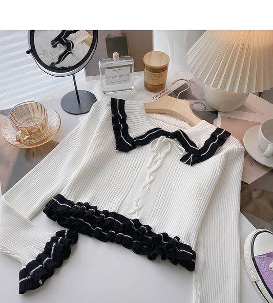 Haut universitaire en tricot contrasté avec col en dentelle et bretelles 6482
